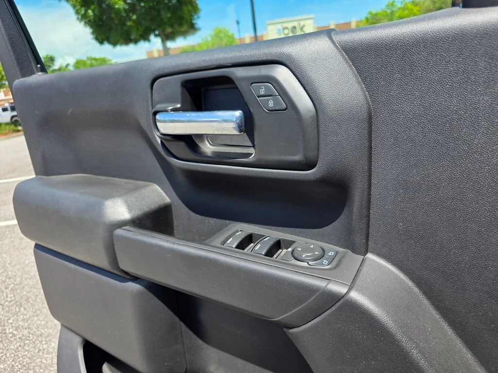 Used 2025 Riptide Blue Metallic Chevrolet Custom image 16