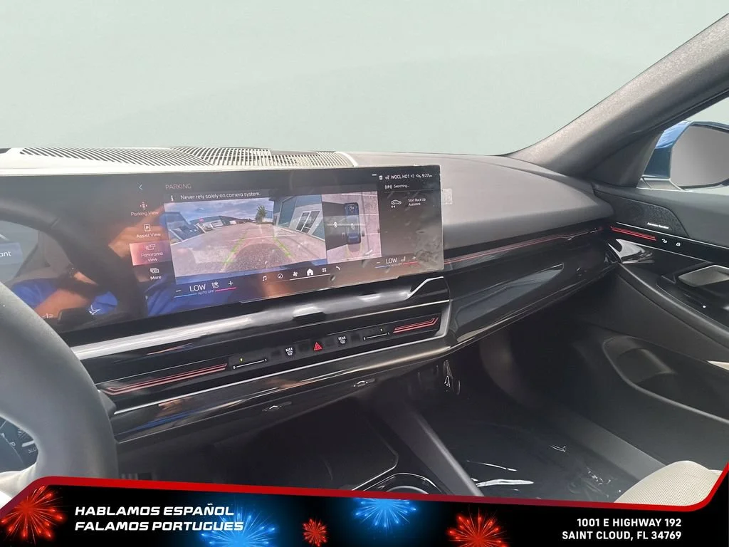 Used 2024 Blue BMW xDrive image 20