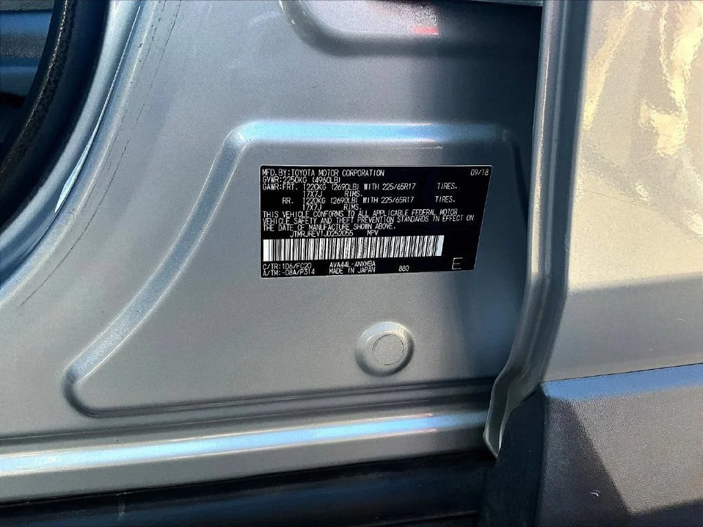 Used 2018 Silver Sky Metallic Toyota LE image 18