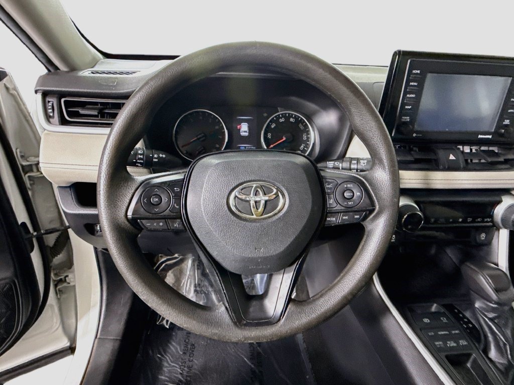 Used 2020 Super White Toyota XLE image 9