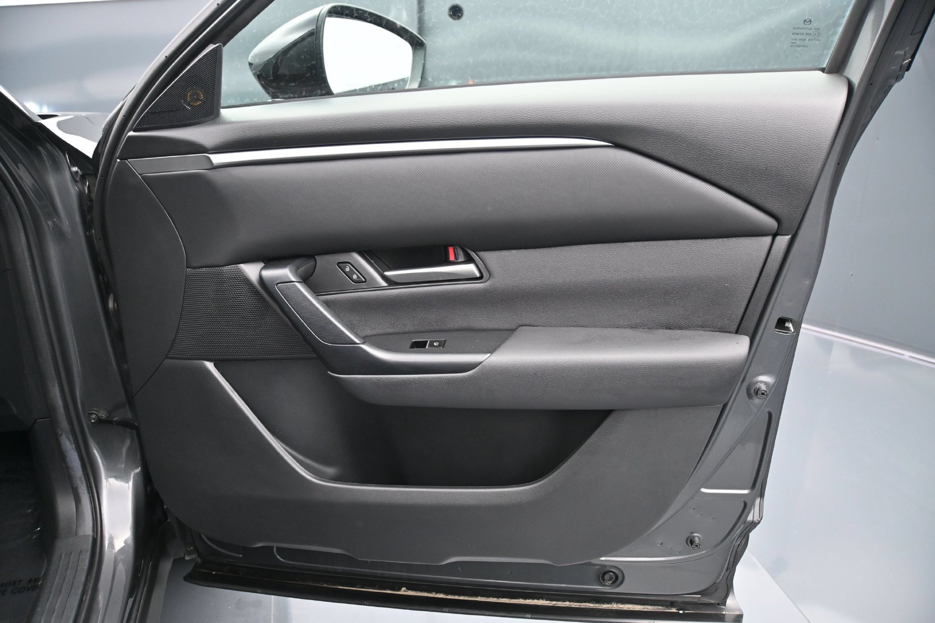 Used 2024 Machine Gray Metallic Mazda 2.5 S Preferred Package image 13