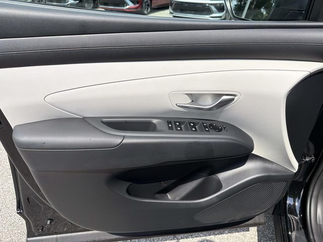 Used 2026 Black Hyundai SE image 7