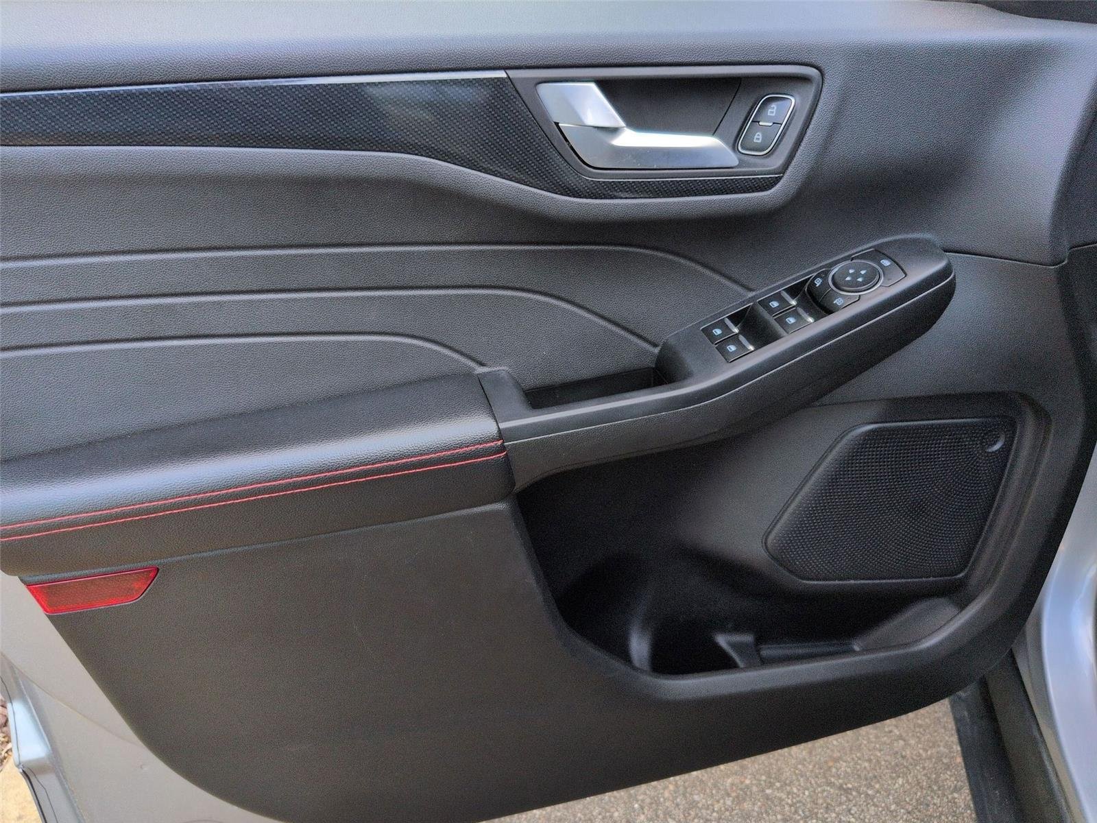 Used 2024  Ford ST-Line image 15