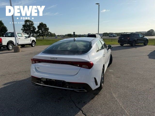 Used 2022 Glacial White Pearl Kia LXS image 11