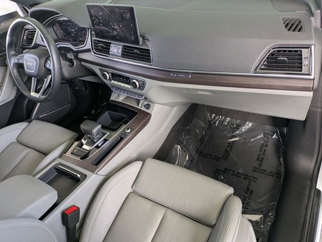 Used 2022 Glacier White Metallic Audi 45 S line Prestige image 30
