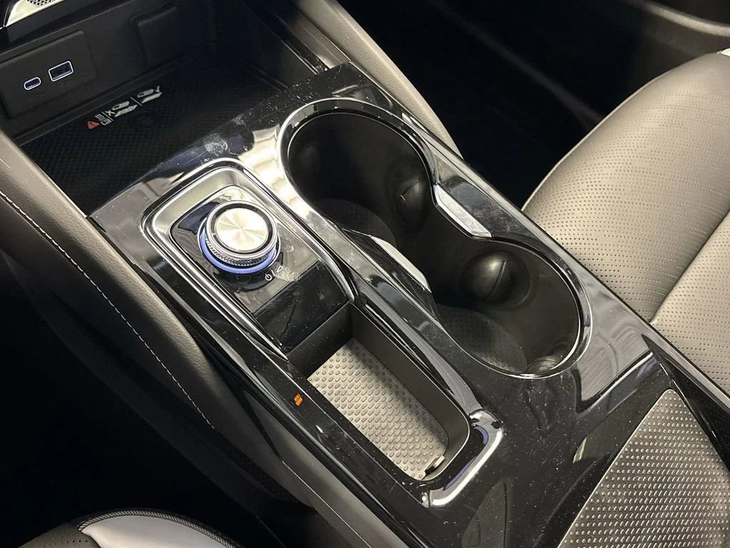 2025 Buick Envision Sport Touring - Photo 22