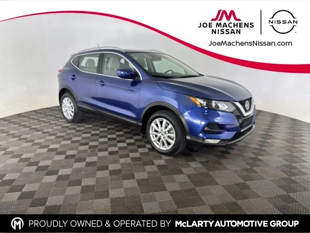 2022 Nissan Rogue Sport SV
