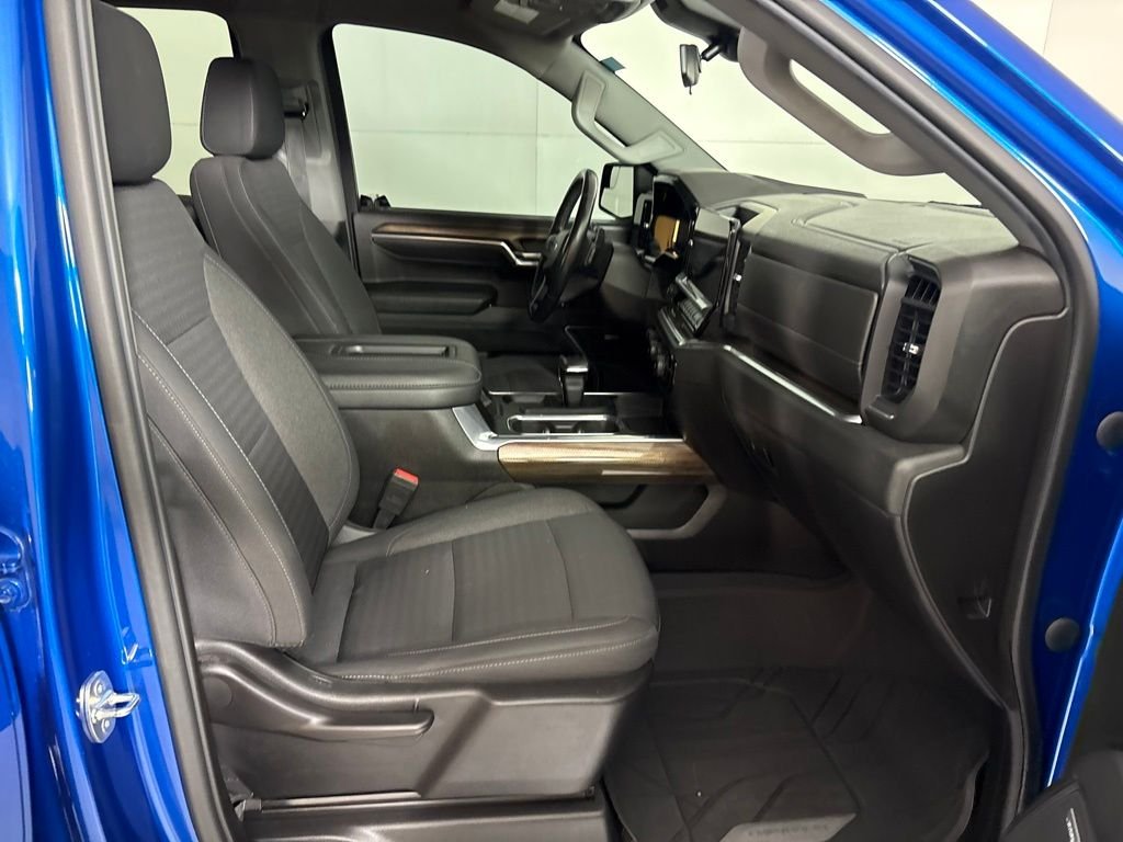 Used 2022 Blue Chevrolet RST image 24