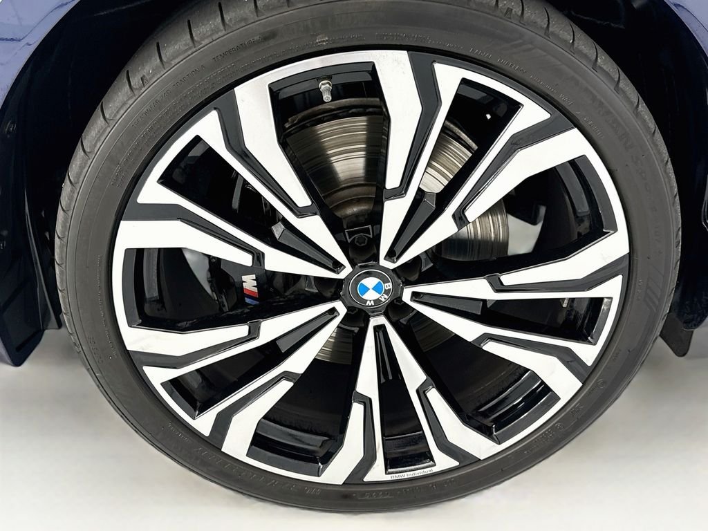 2026 BMW X7 40i - Photo 31