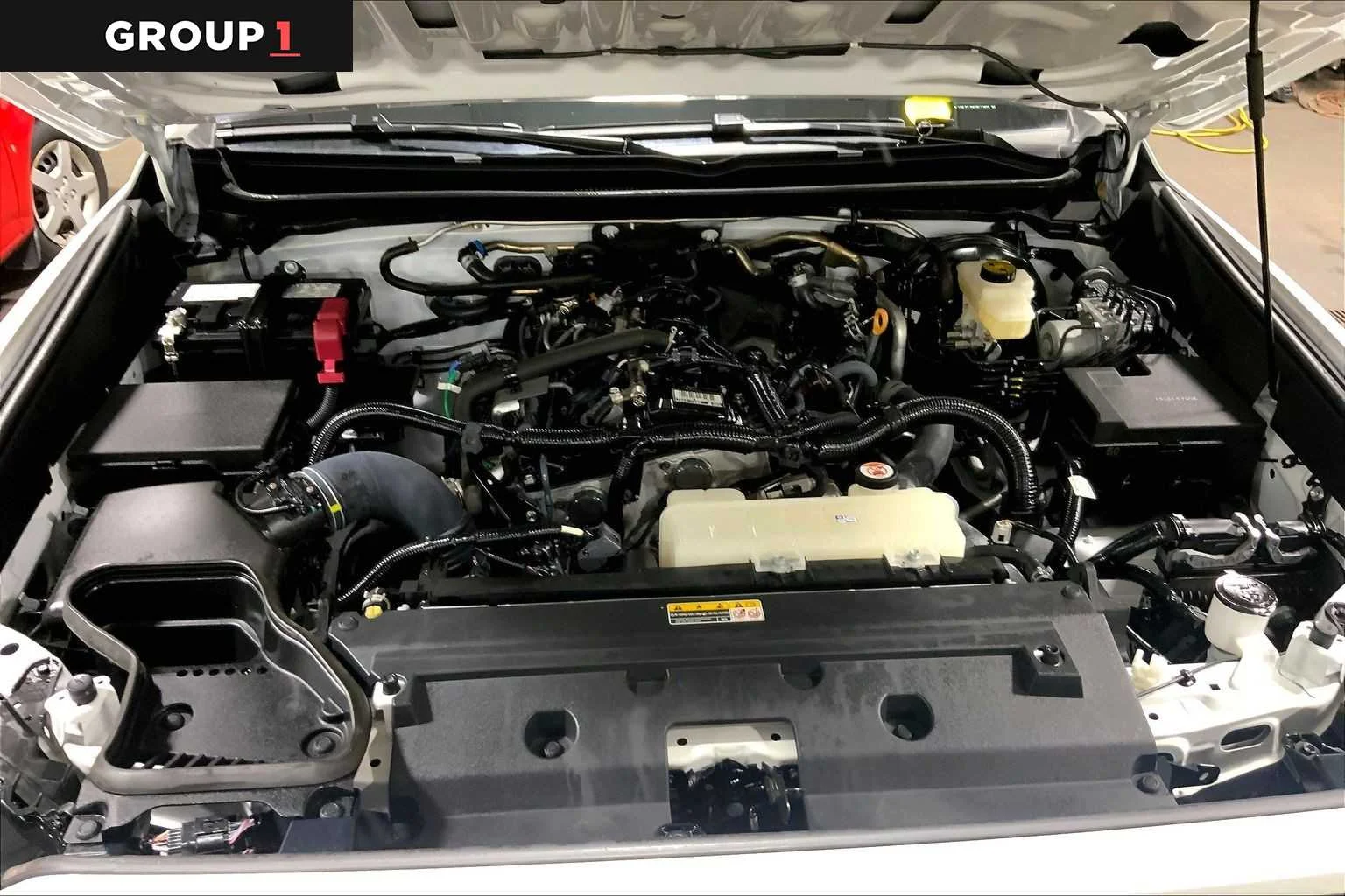 Used 2025 Ice Cap Toyota SR5 image 32