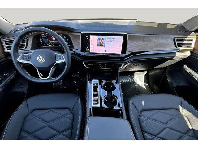 2026 Volkswagen Atlas SE w/Tech - Photo 7