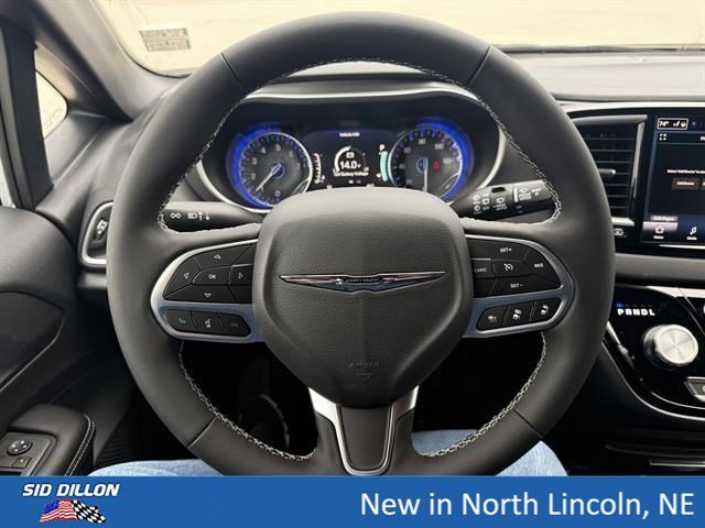 New 2026 Silver Mist Clear-Coat Exterior Paint Chrysler LX image 8