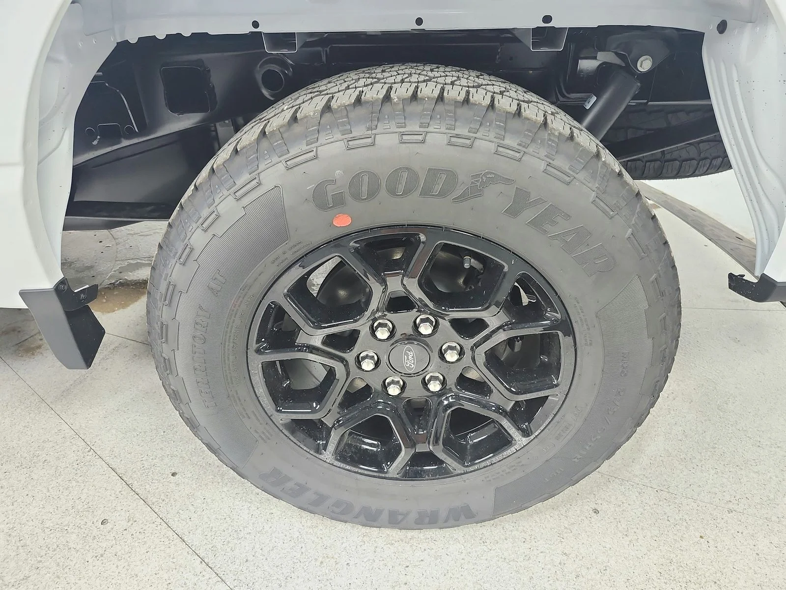 New 2026 Oxford White Ford STX® image 43