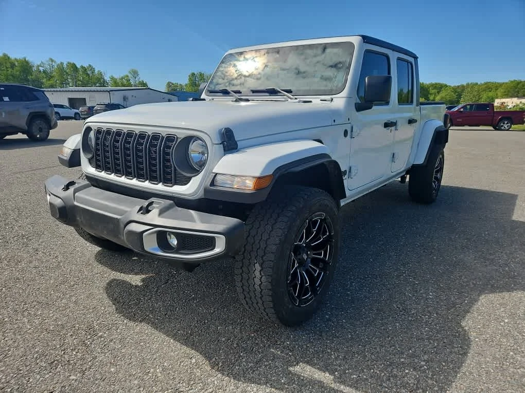 2024 Jeep Gladiator Sport S