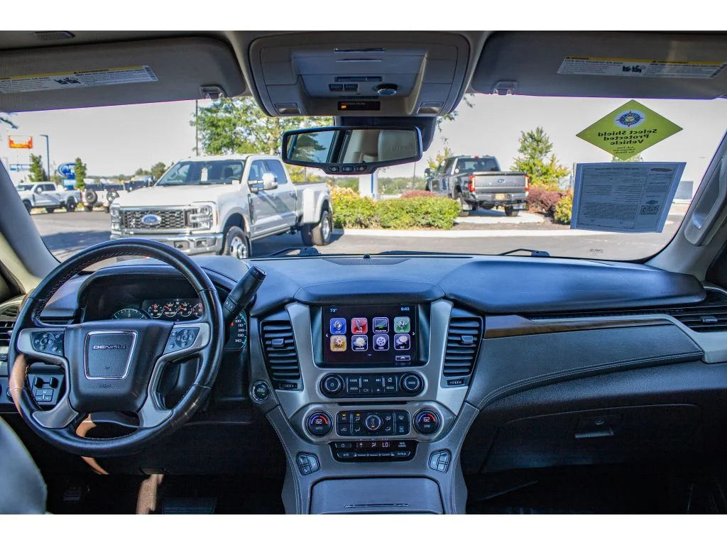 Used 2020 Crimson Red Tintcoat GMC Denali image 25