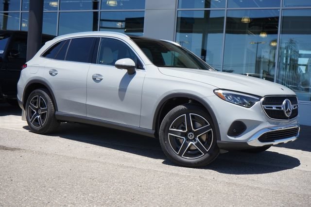 New 2026 MANUFAKTUR Alpine Grey Mercedes-Benz GLC 300 image 35