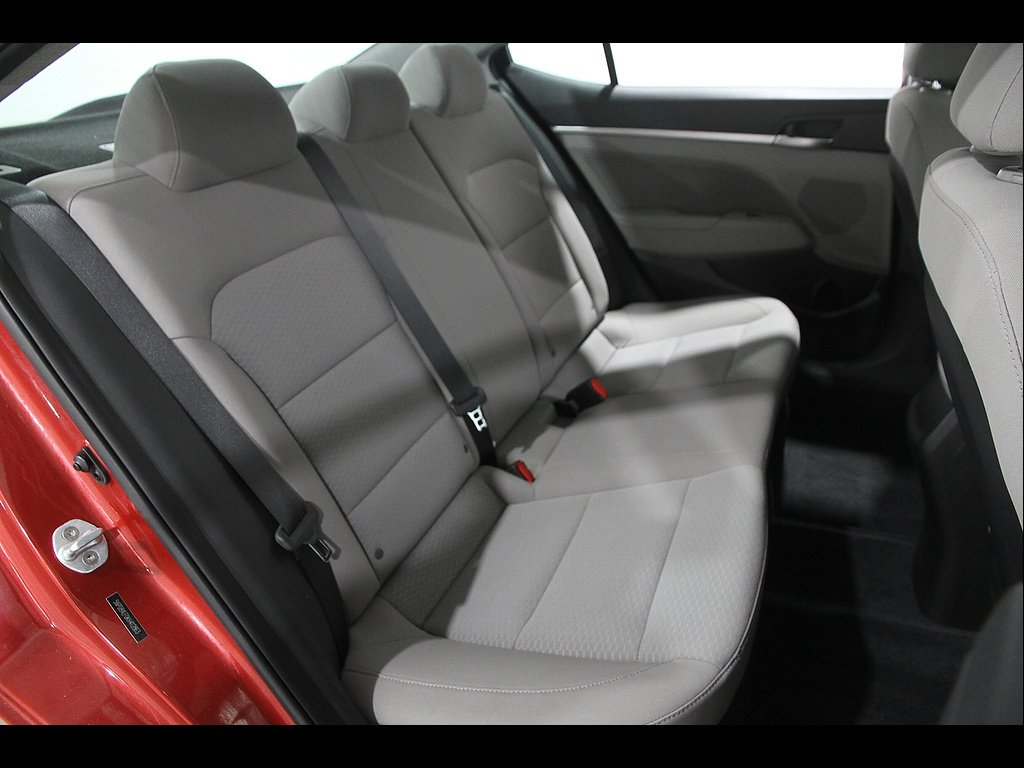 Used 2019 Scarlet Red Hyundai SEL image 15