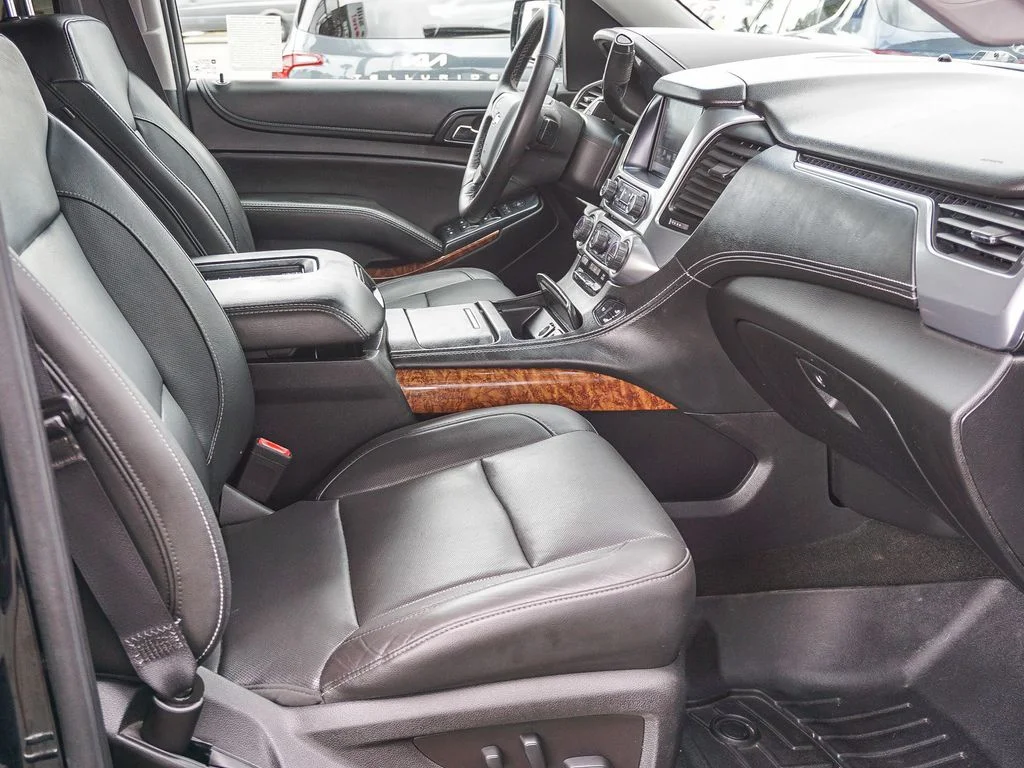 Used 2018 Black Chevrolet Premier image 13