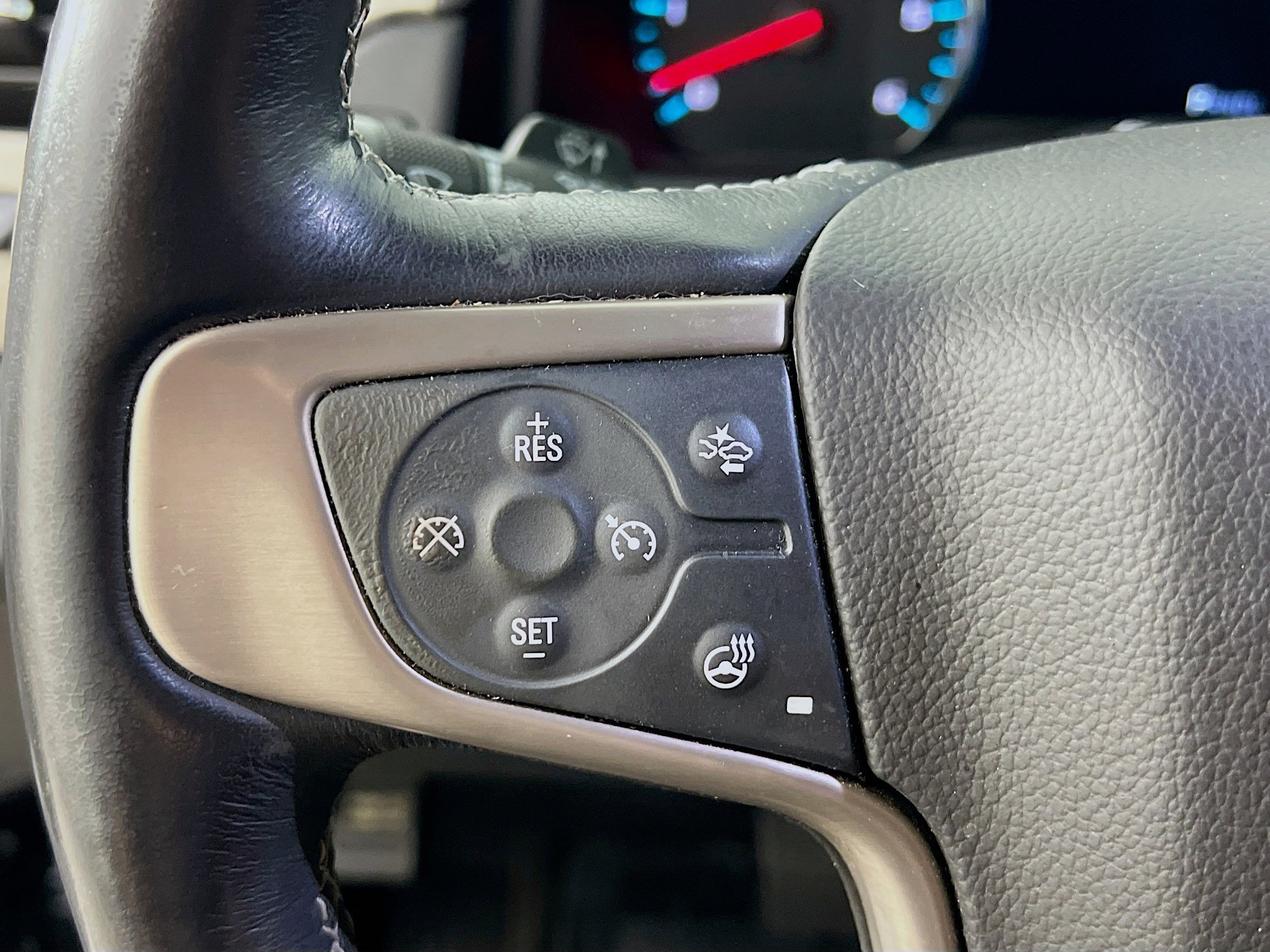 Used 2019 Dark Sky Metallic GMC DENALI image 13