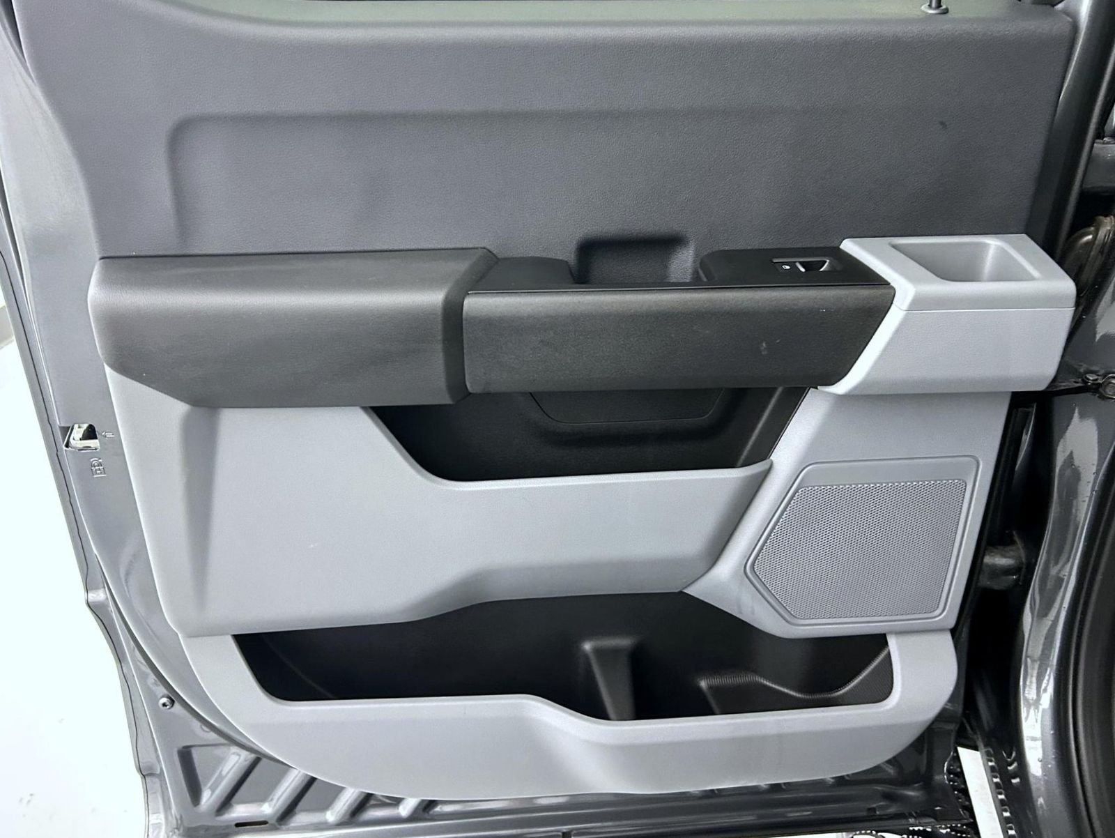 New 2026 Carbonized Gray Metallic Ford XL image 21