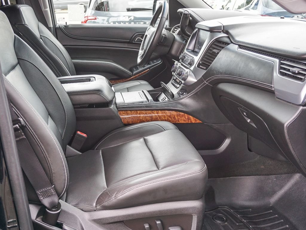Used 2018 Black Chevrolet Premier image 13