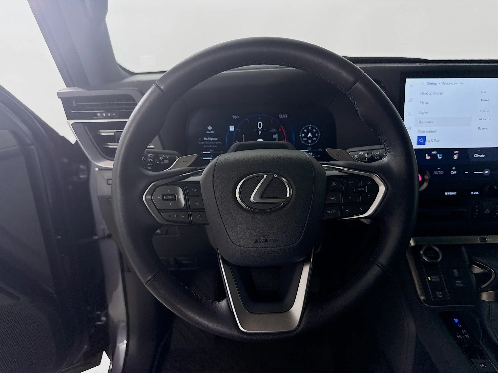 Used 2024 NEBULA GRAY PEARL Lexus 550 Luxury+ image 12