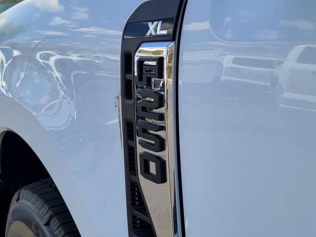 New 2026 Oxford White Ford F-250® XL image 21