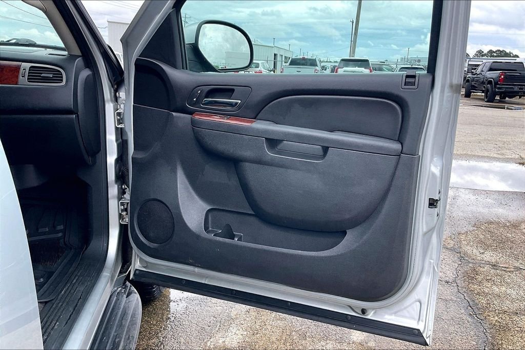 Used 2012 Silver GMC SLT image 28