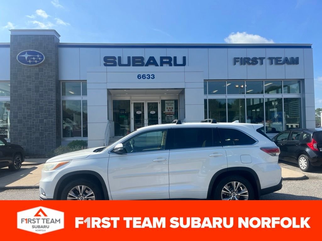 Used 2016 White Toyota LE Plus V6 image 1