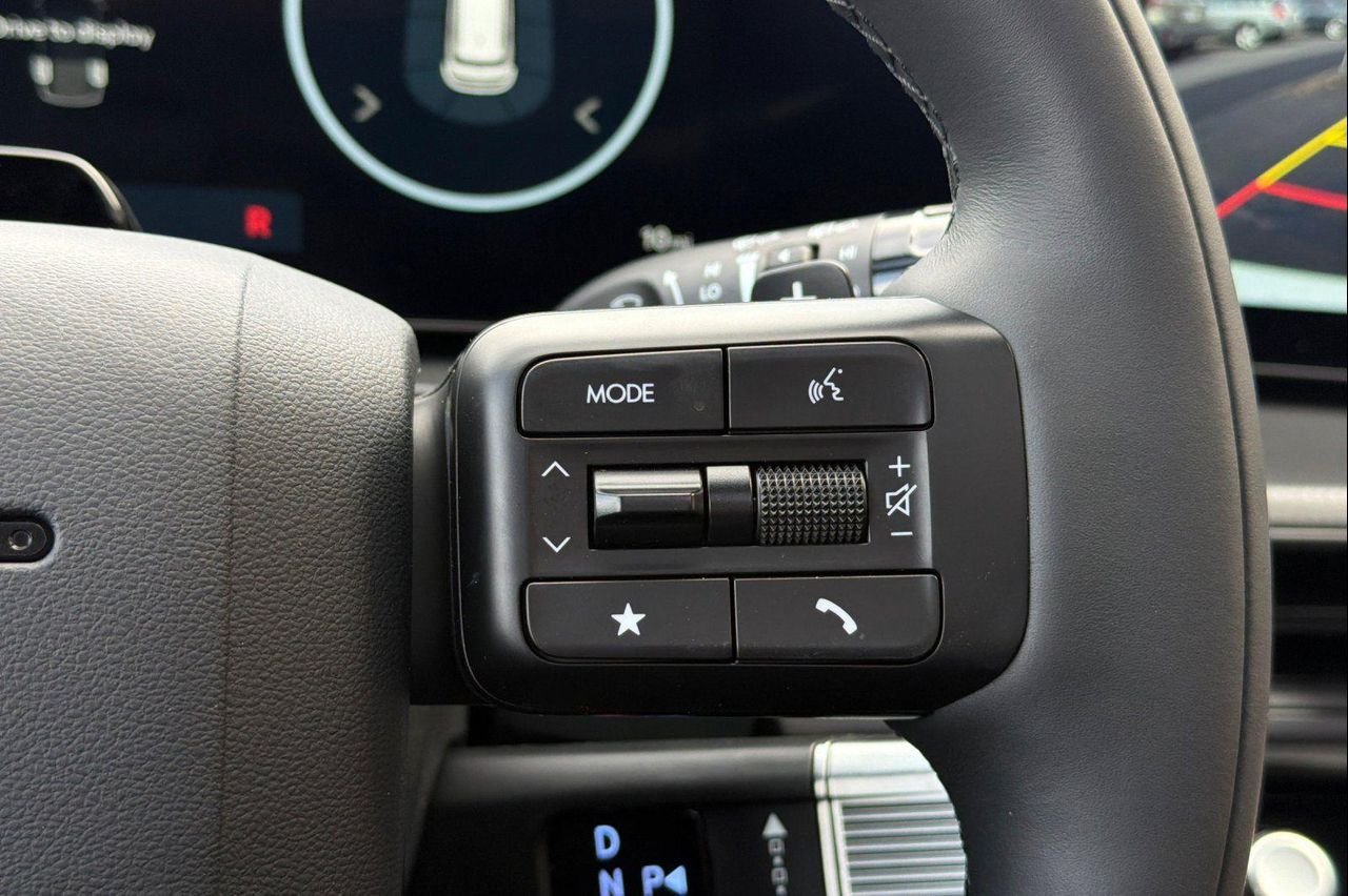 New 2026 White Hyundai Calligraphy AWD image 32