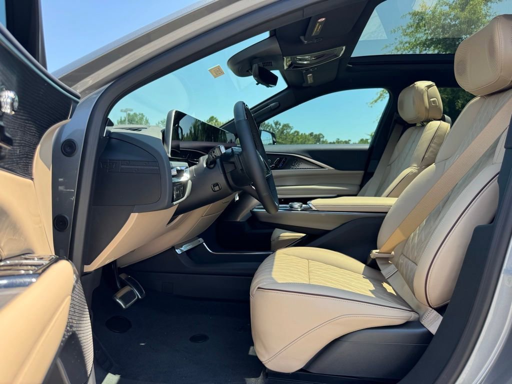 2025 Cadillac LYRIQ Luxury 3 - Photo 20