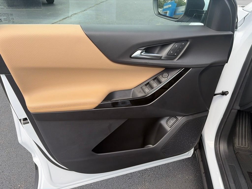 2027 Chevrolet Equinox ACTIV - Photo 12
