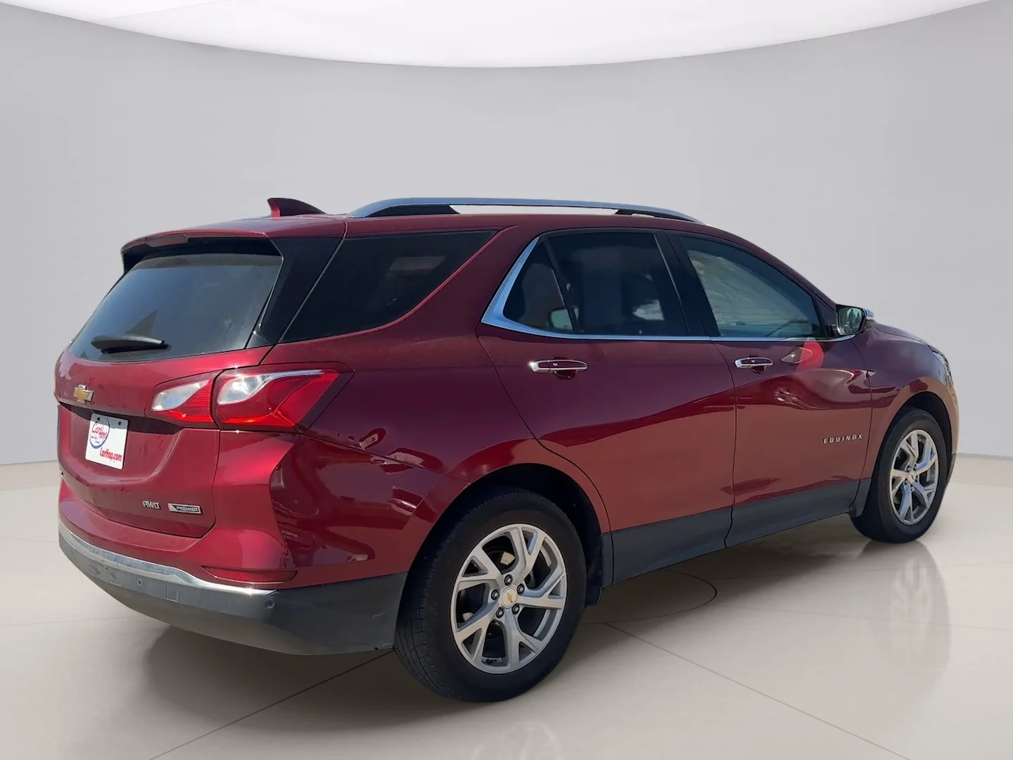 Used 2018 Red Chevrolet PREMIER image 5