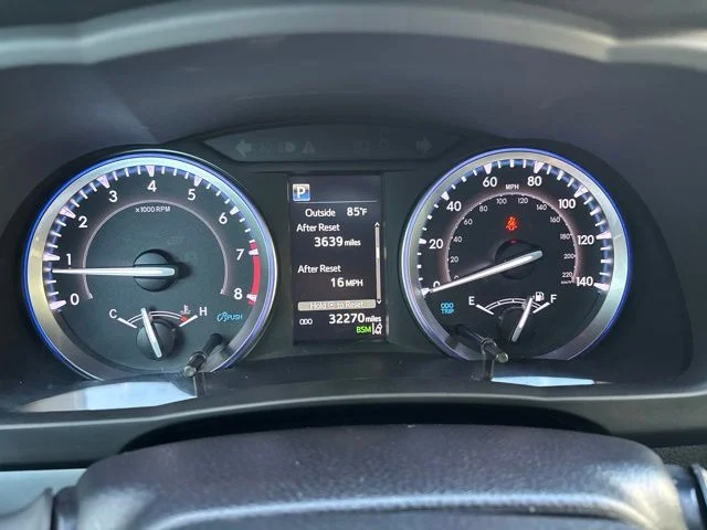 Used 2019 White Toyota SE image 10