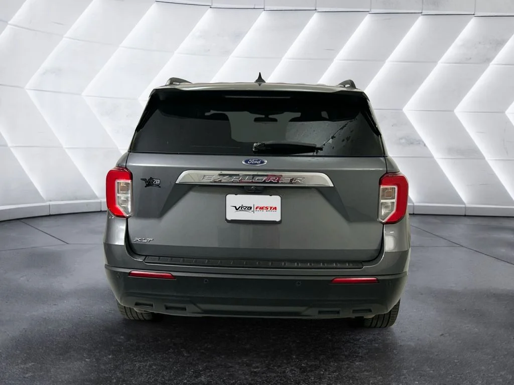 Used 2021 Gray Ford XLT image 5