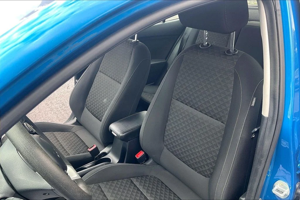 Used 2023 Blue Kia S image 24