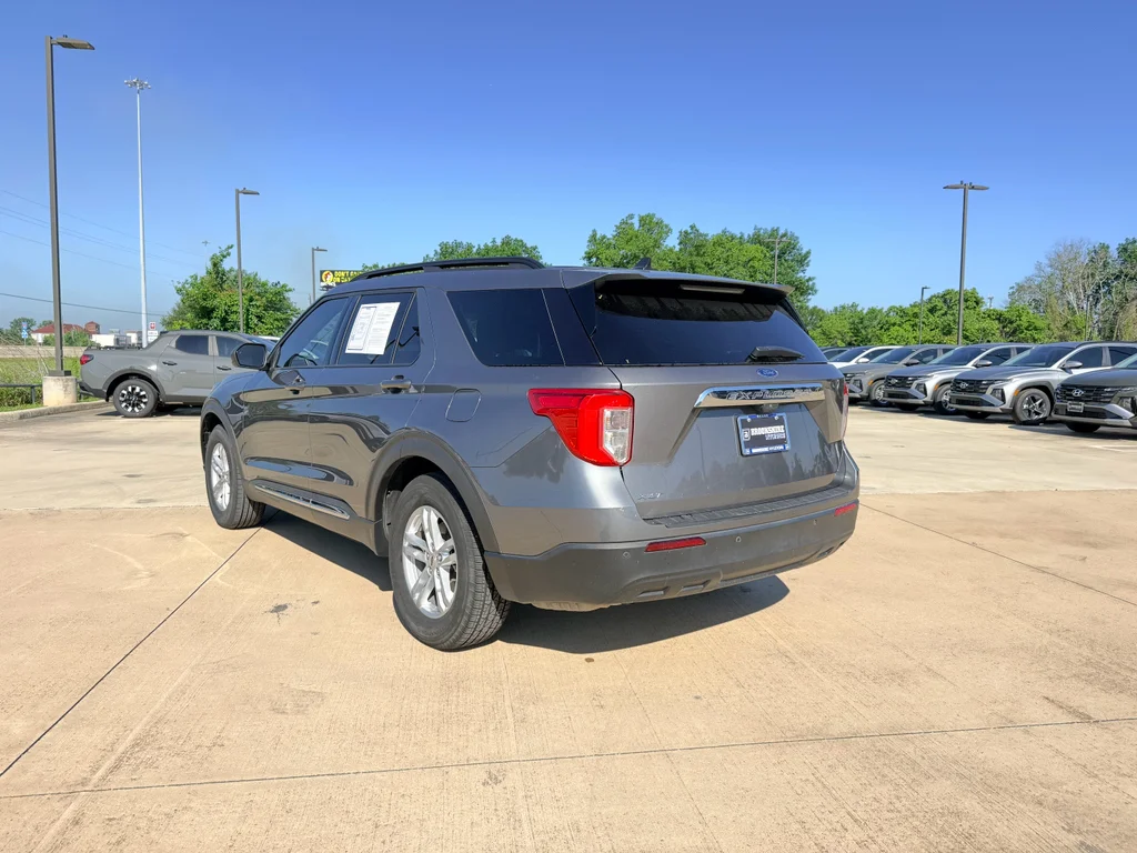 Used 2024 Carbonized Gray Metallic Ford XLT image 8