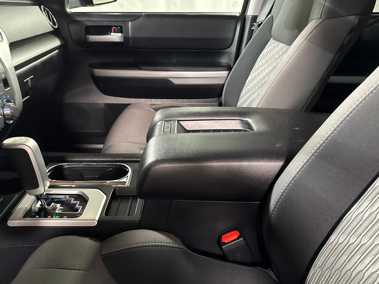 Used 2021 Magnetic Gray Metallic Toyota SR5 image 25