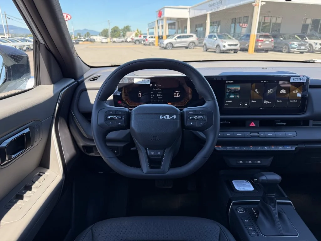 New 2027 Pale Gray Kia X-Line S image 21