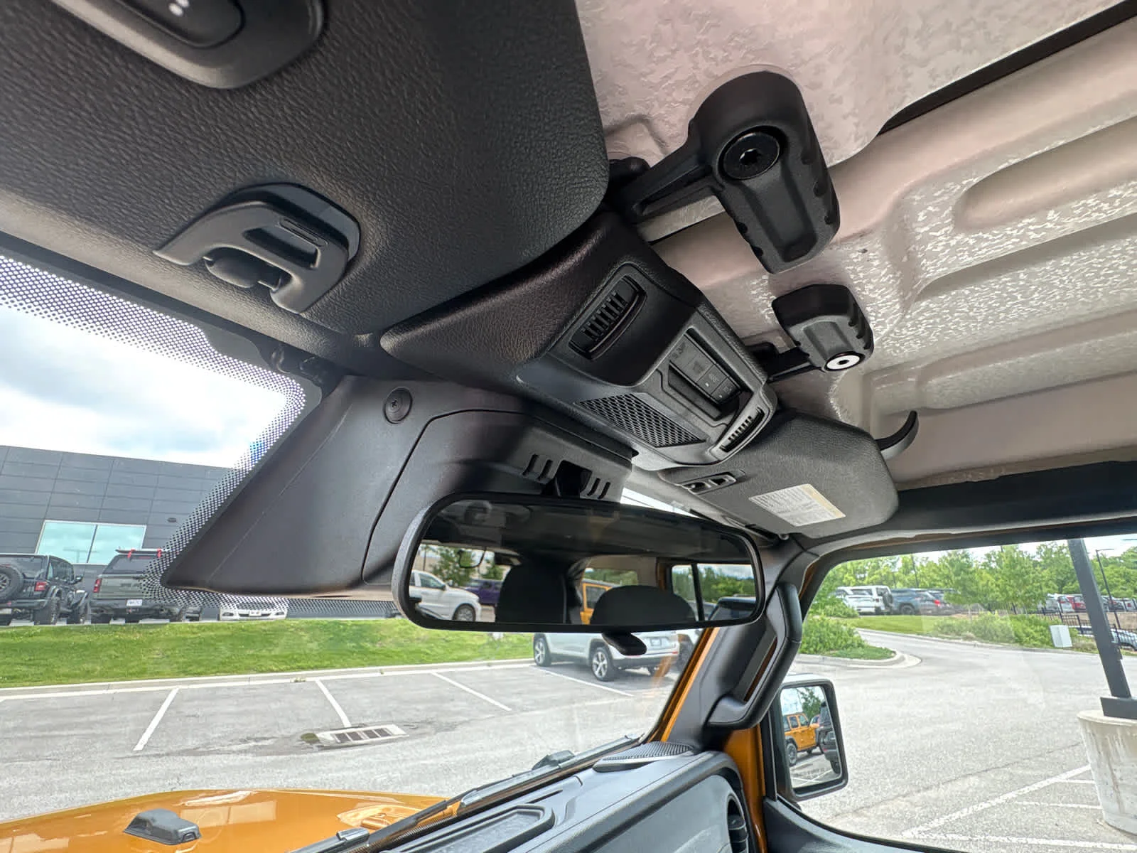 New 2026 Goldilocks Jeep Sport S image 29