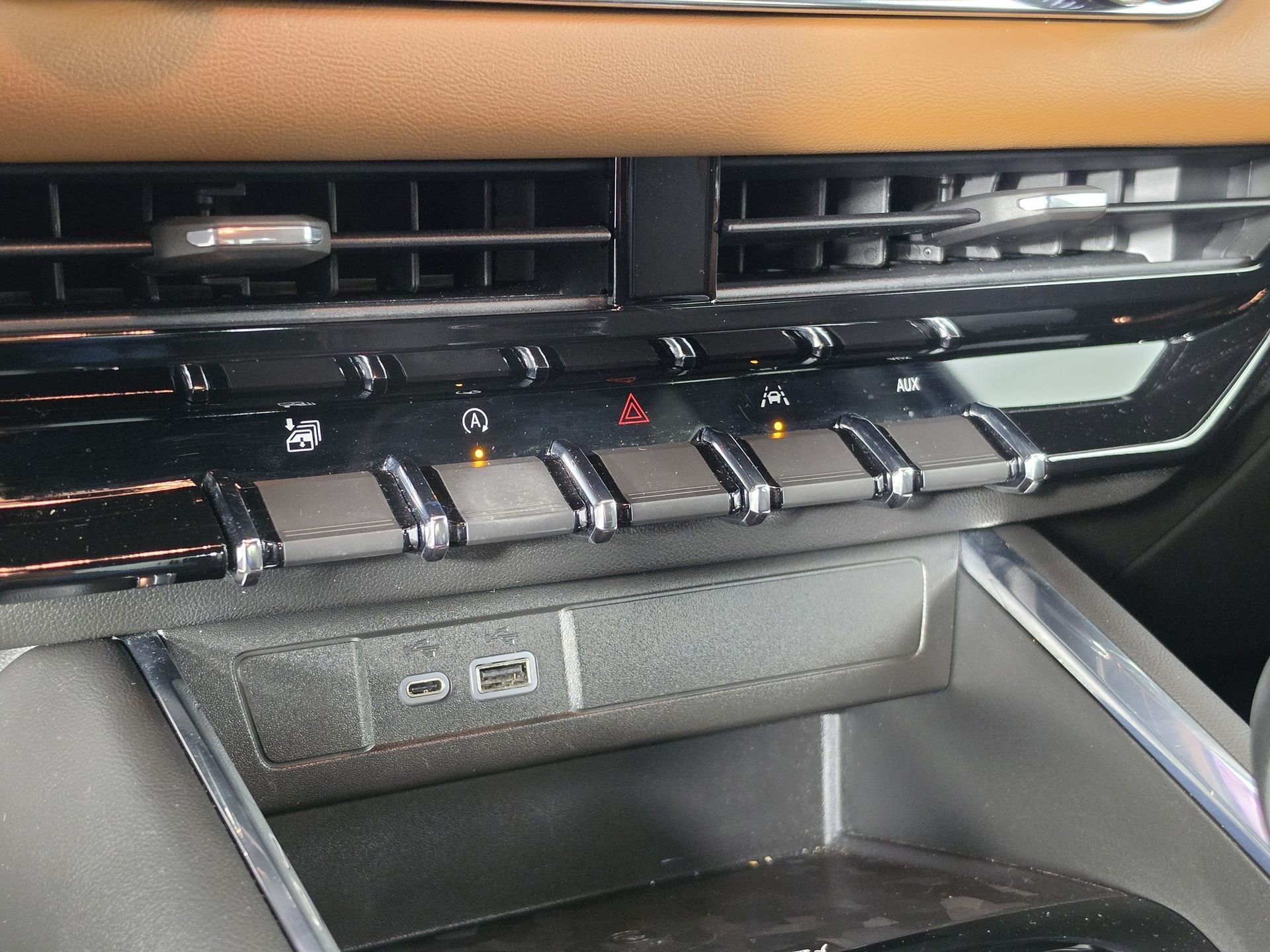 2023 GMC Canyon AT4 - Photo 30