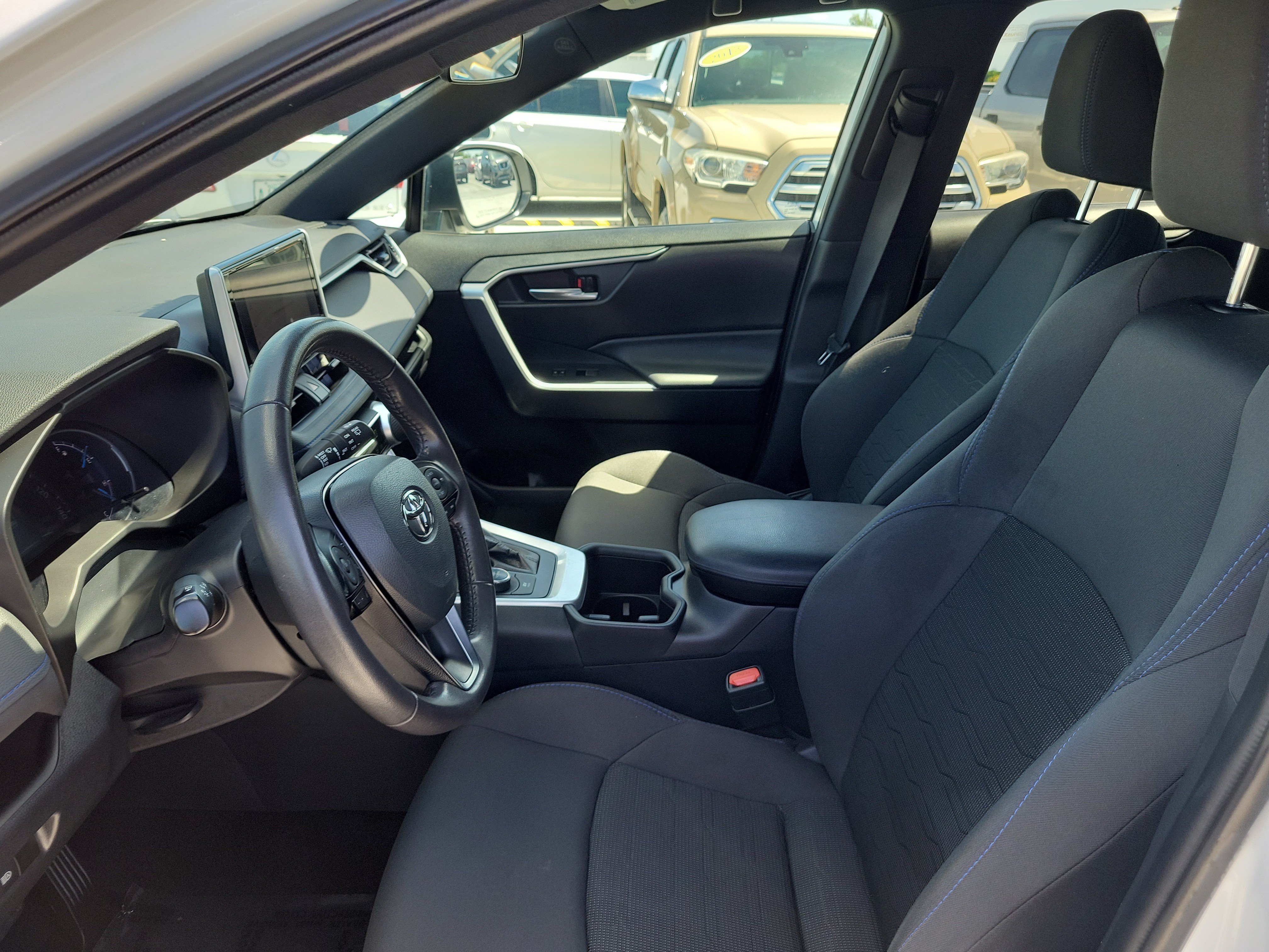 Certified Used 2024 Pearl Toyota Hybrid SE image 21