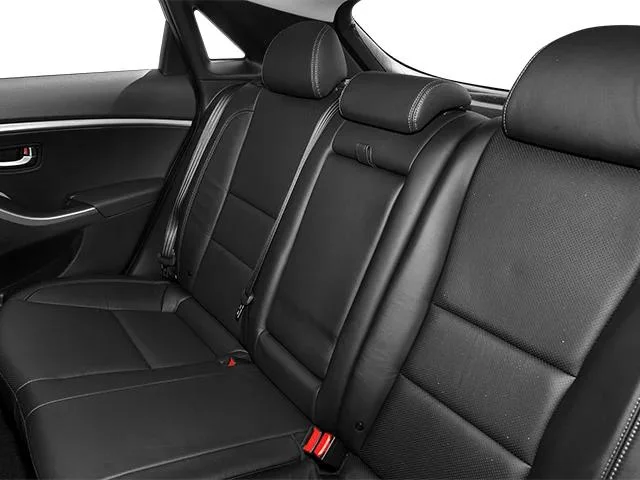 Used 2013 Black Noir Pearl Hyundai Base image 14