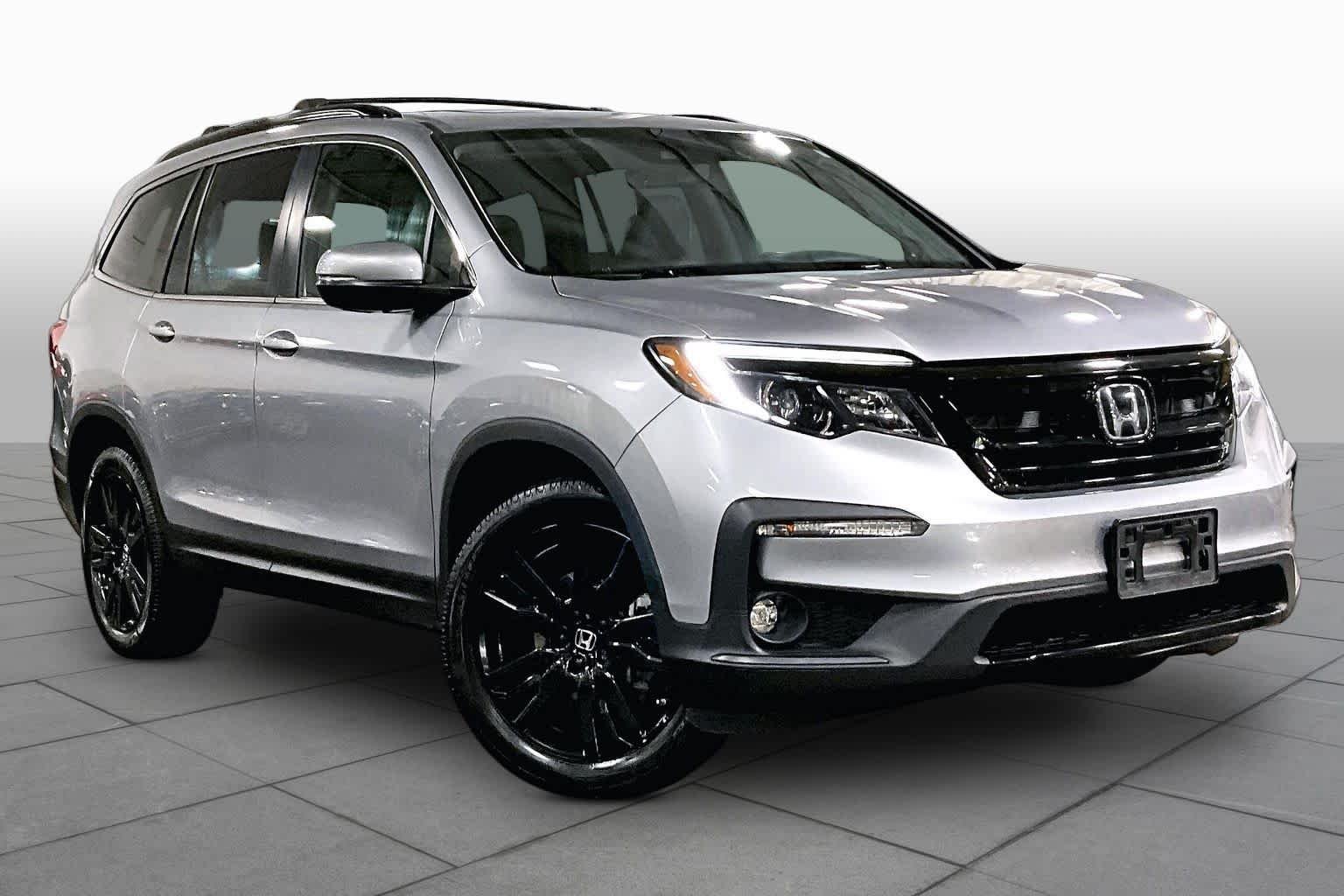 Used 2021 Lunar Silver Metallic Honda Special Edition image 3