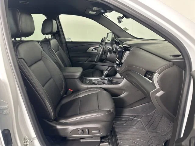 Used 2023 Summit White Chevrolet LT Leather image 15