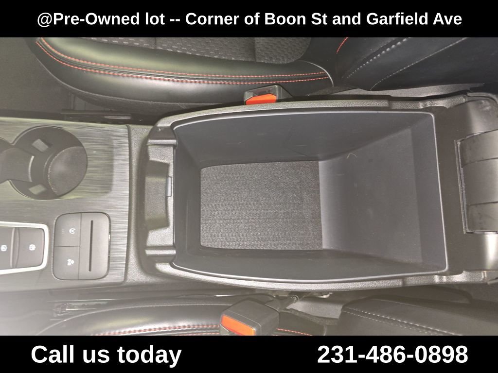 Used 2025 Gray Ford ST-Line Select image 37