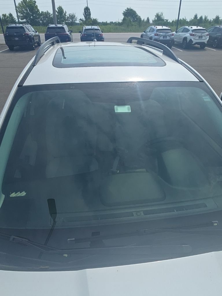 Used 2015 Satin White Pearl Subaru 2.5i Premium image 21