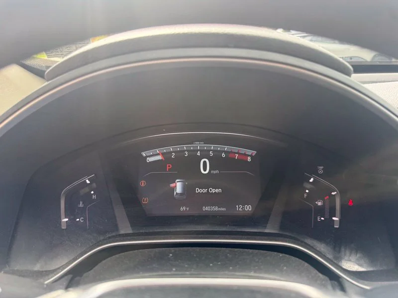 Used 2018  Honda EX image 8