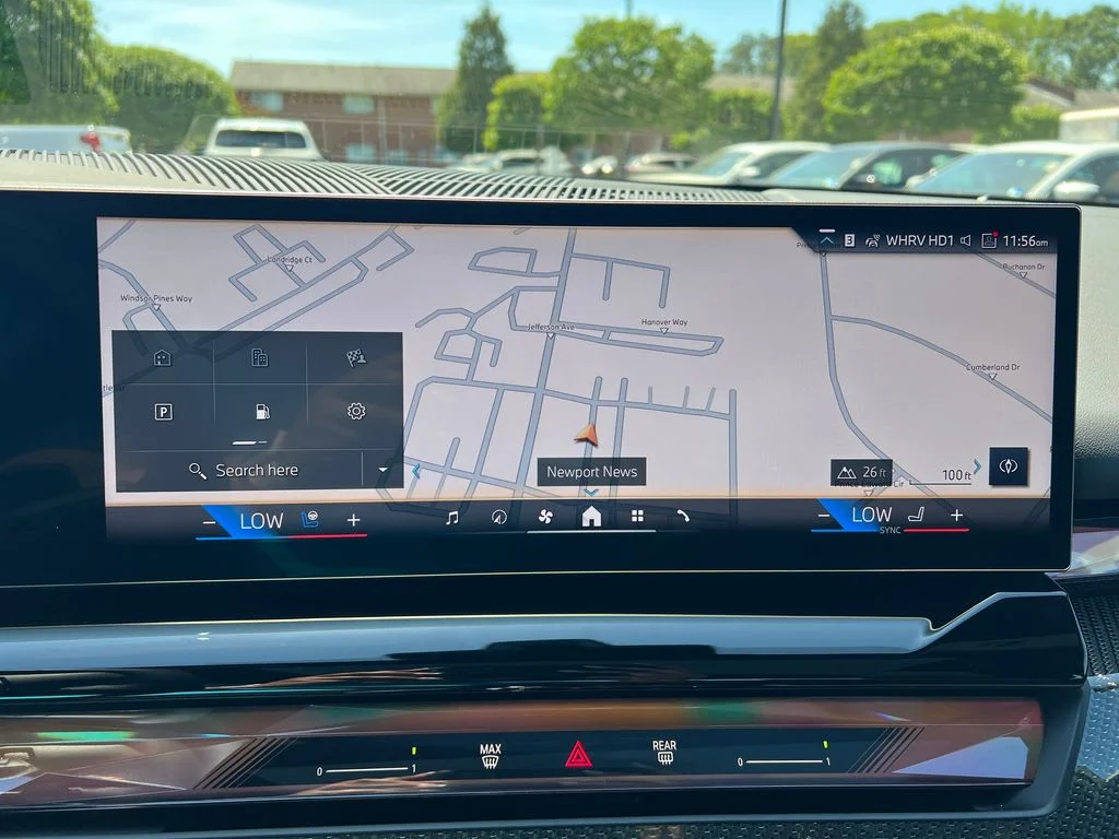 New 2027 Black BMW 550e xDrive image 20
