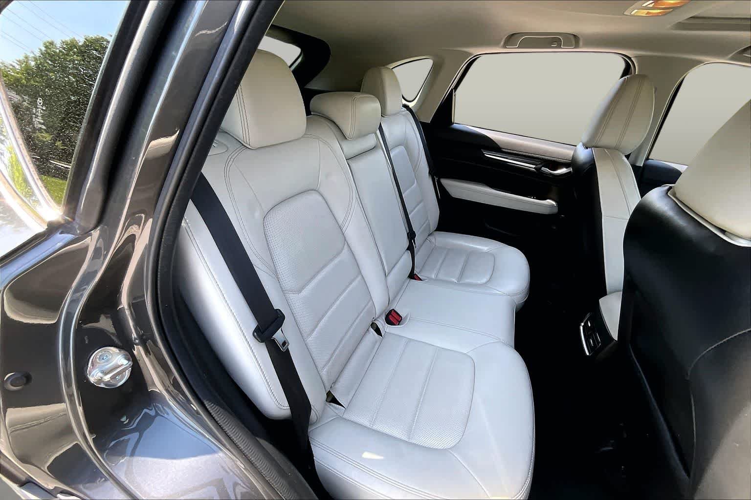 Used 2019 Machine Gray Metallic Mazda Grand Touring image 21